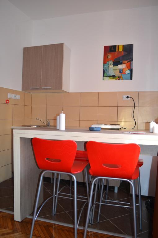 Apartmants Night Lux Ni Værelse billede